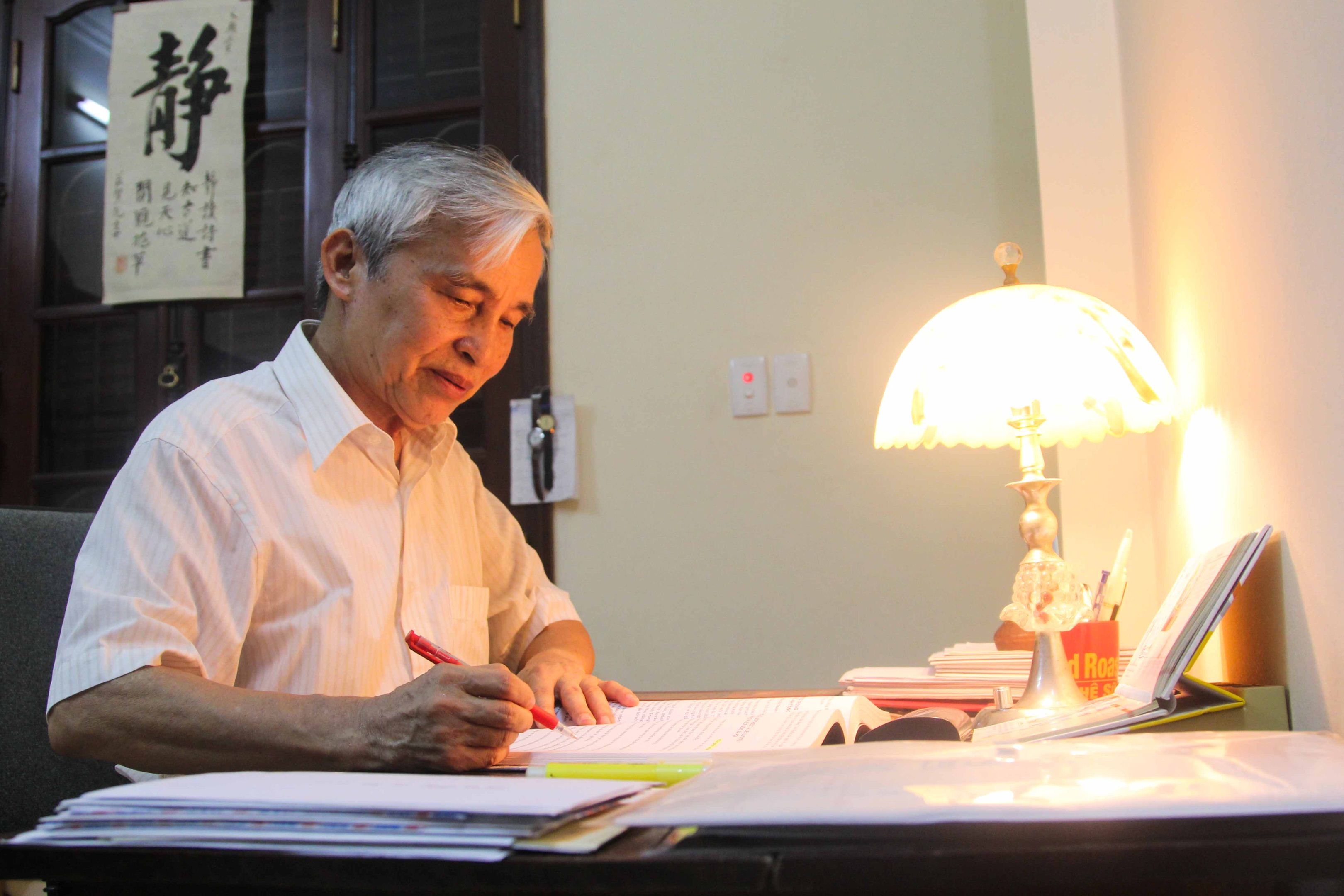 Người thầy của nhiều thế hệ ngành Lưu trữ học Việt Nam